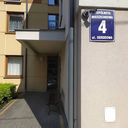 Apartament Parkowy 24H Lomza Exterior photo